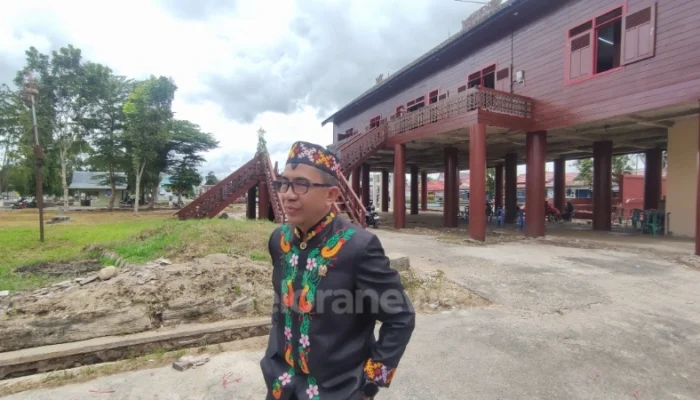 Wakil Ketua DPRD Barsel: Rumah Adat Dayak Jadi Pusat Kebersamaan dan Budaya